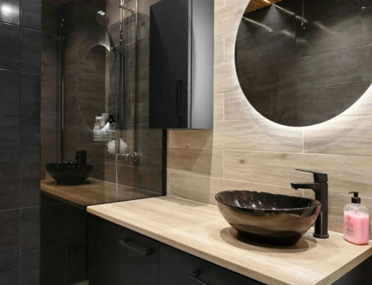 Baño funcional y chic